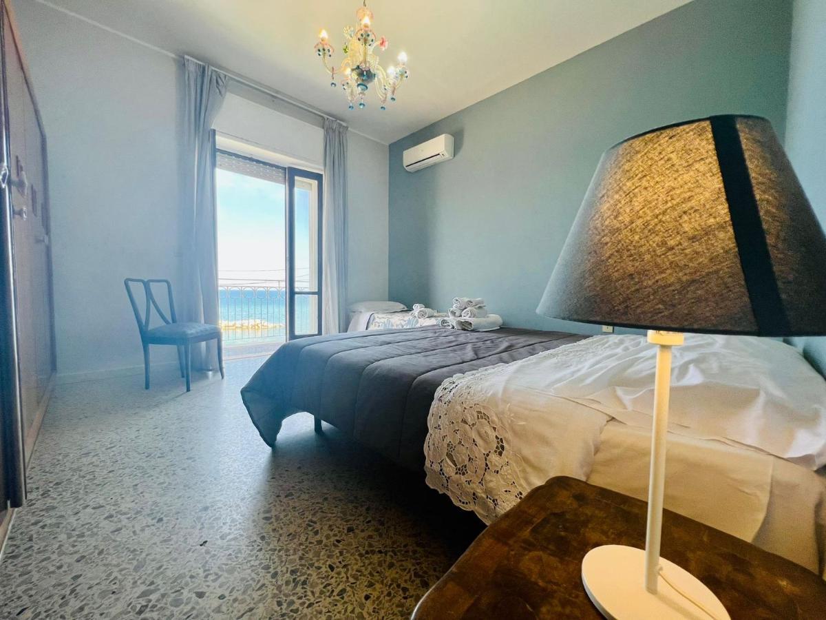 Casa Vacanze Porto Delle Gatte 圣塔·马里亚·迪·卡斯特 外观 照片