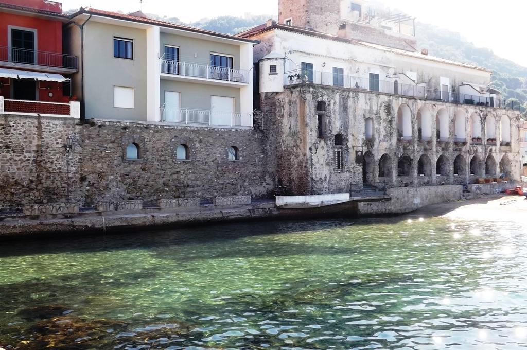 Casa Vacanze Porto Delle Gatte 圣塔·马里亚·迪·卡斯特 外观 照片